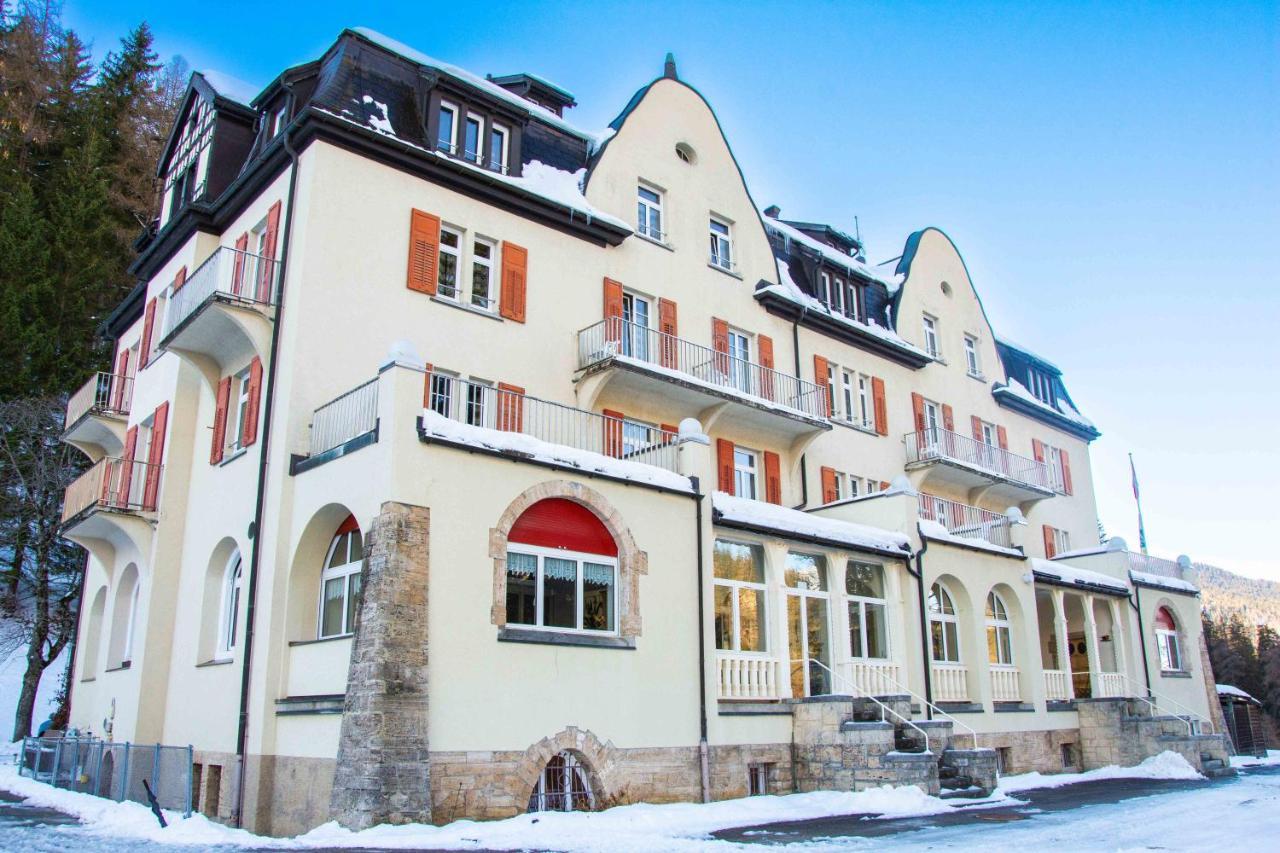 Gruppenhaus Lindenhof คัวร์วาลเดน ภายนอก รูปภาพ