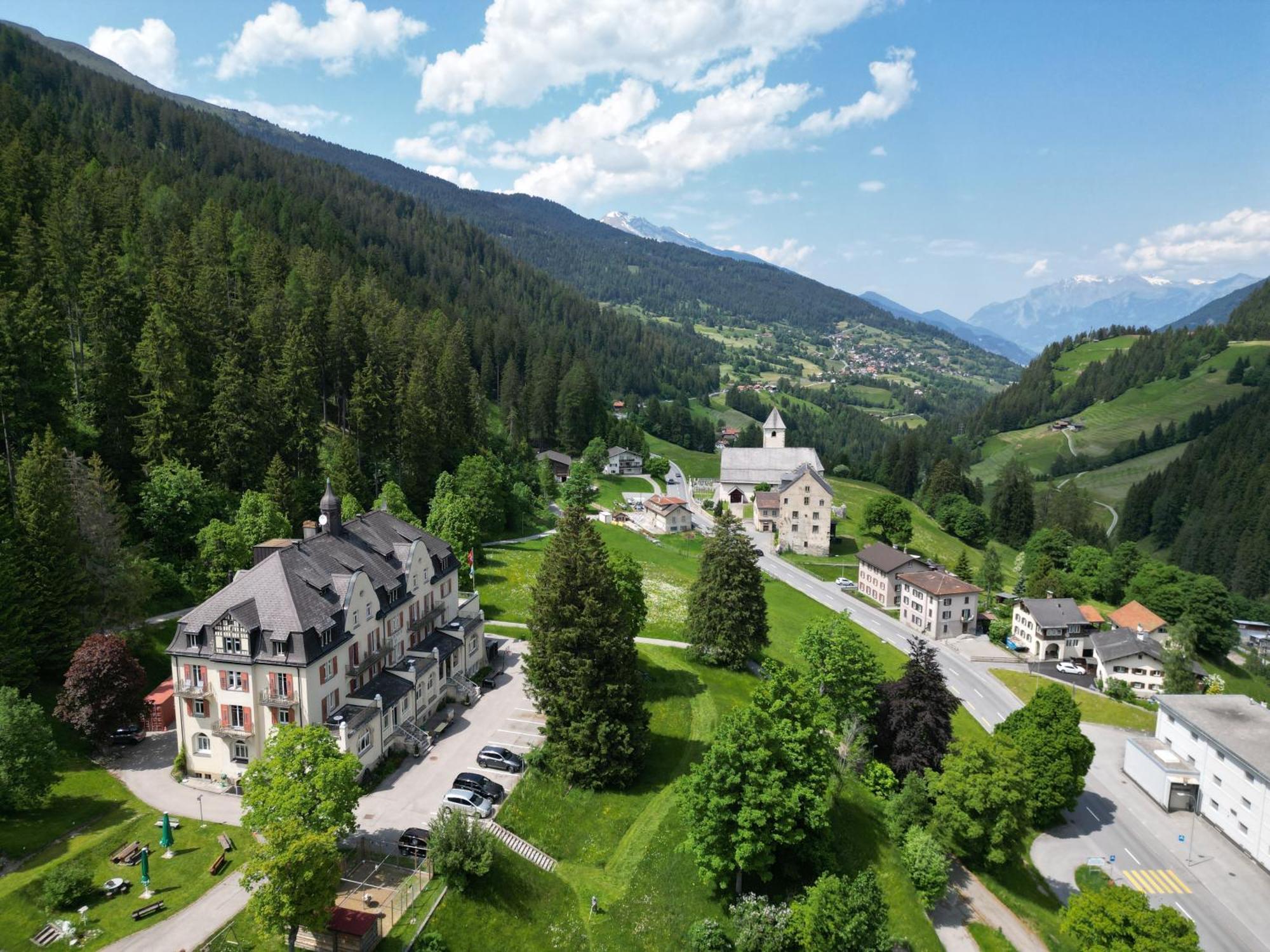 Gruppenhaus Lindenhof คัวร์วาลเดน ภายนอก รูปภาพ